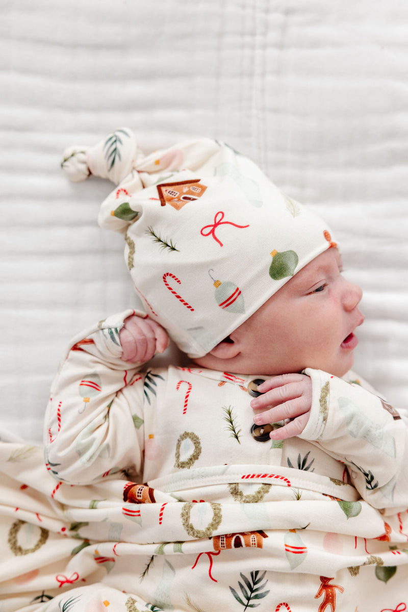 Buddy Newborn Hat Bundle (Gown)