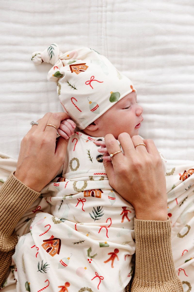 Buddy Newborn Hat Bundle (Gown)