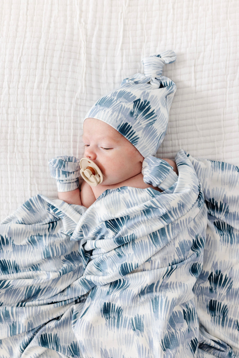 Ethan Newborn Hat Bundle (Gown)