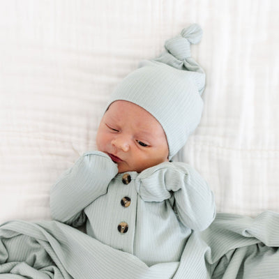 Bailey Ribbed Top Knot Hat