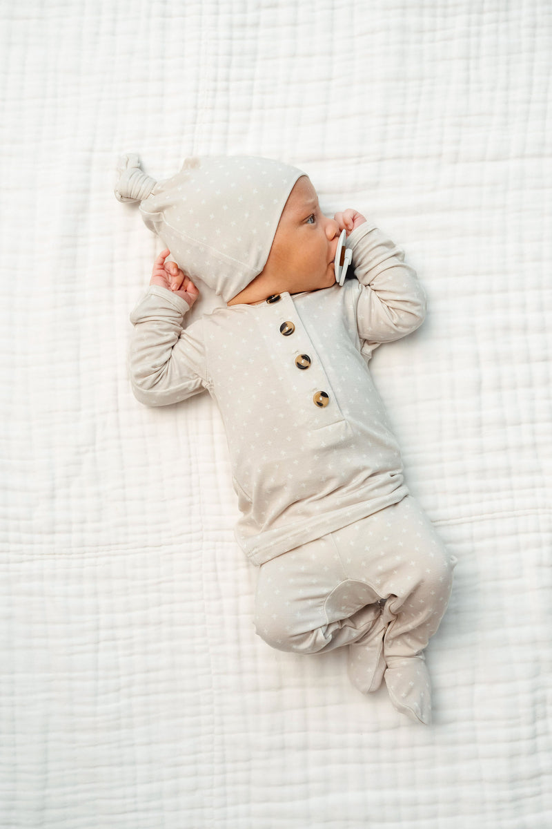 Jesse Newborn Hat Bundle (Top + Bottom)