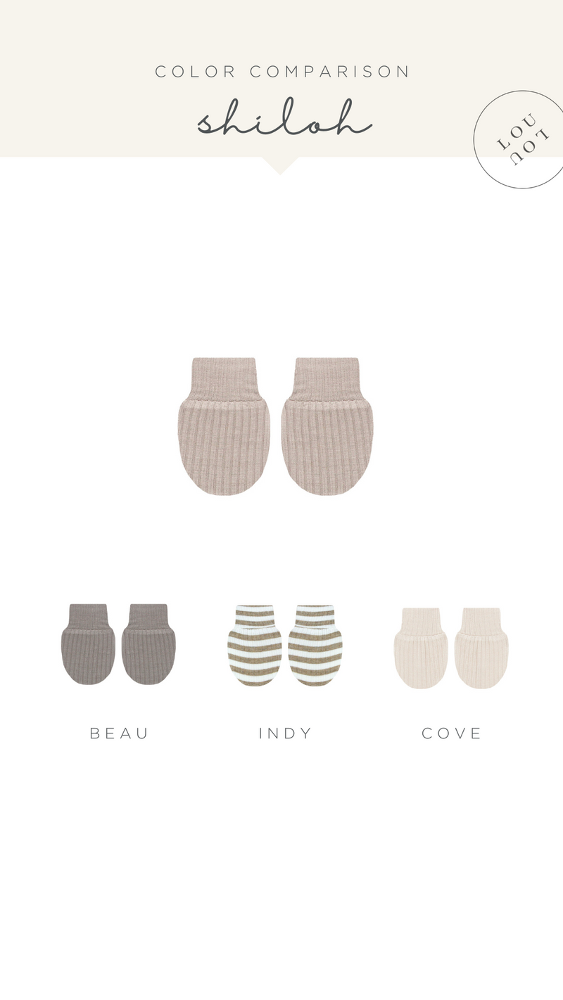 Shiloh Ribbed Newborn Hat Bundle (Gown)