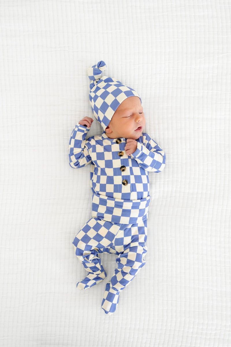 jett top and bottoms newborn boy with matching top knot hat 