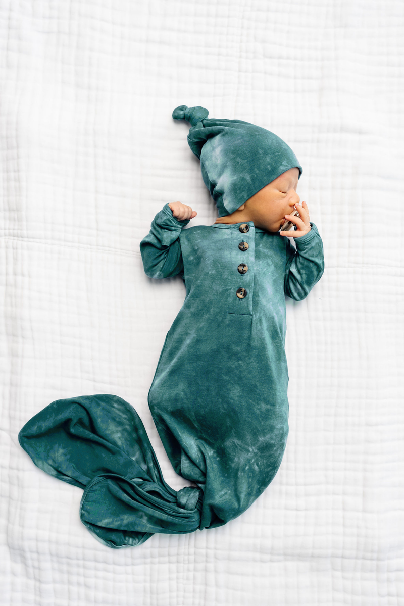 Mateo Newborn Hat Bundle (Gown)